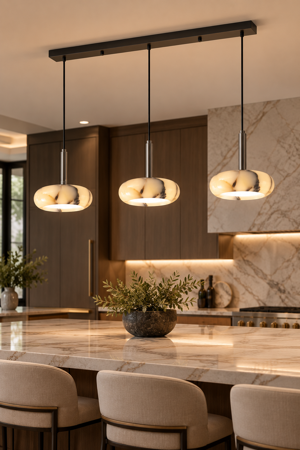 Luxury Black Stone-Style Pendant Light