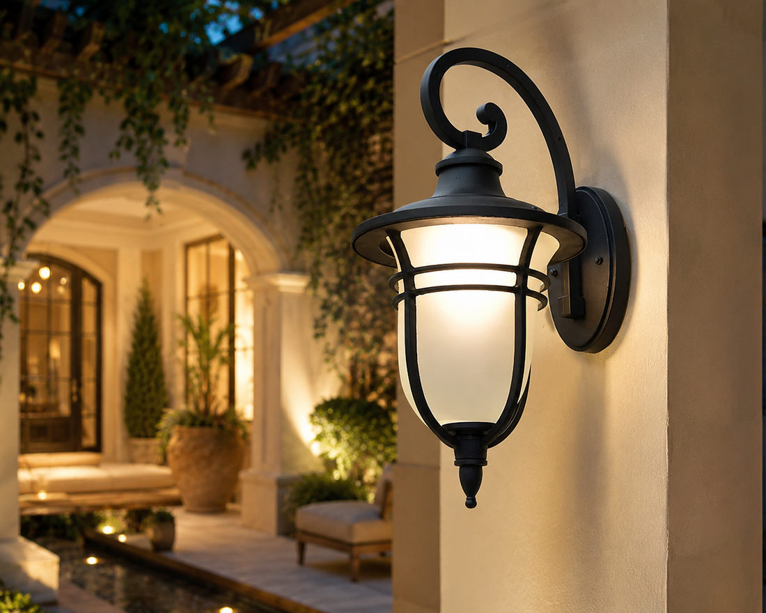 Modern Aluminum Wall Lamp | Outdoor Wall Light