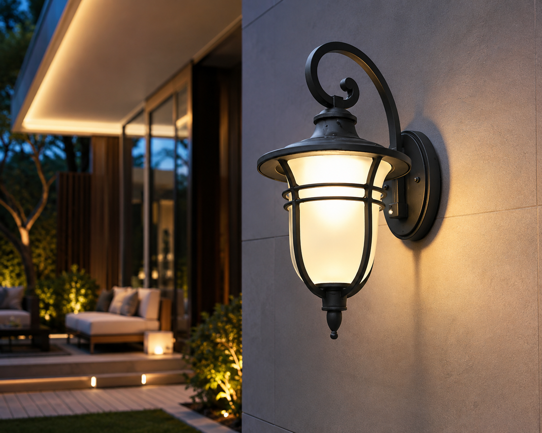 Modern Aluminum Wall Lamp | Outdoor Wall Light