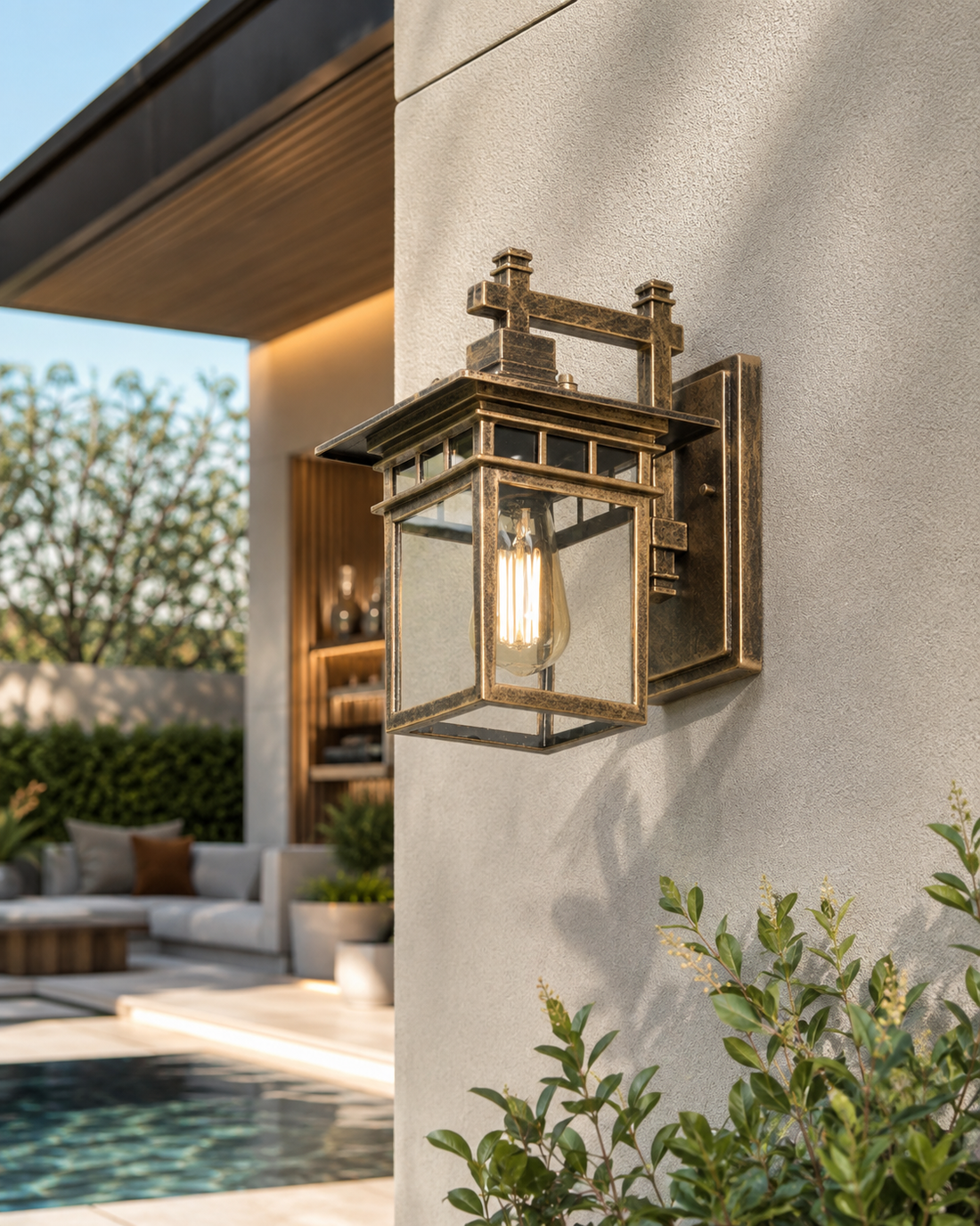 Outdoor Wall Lamp