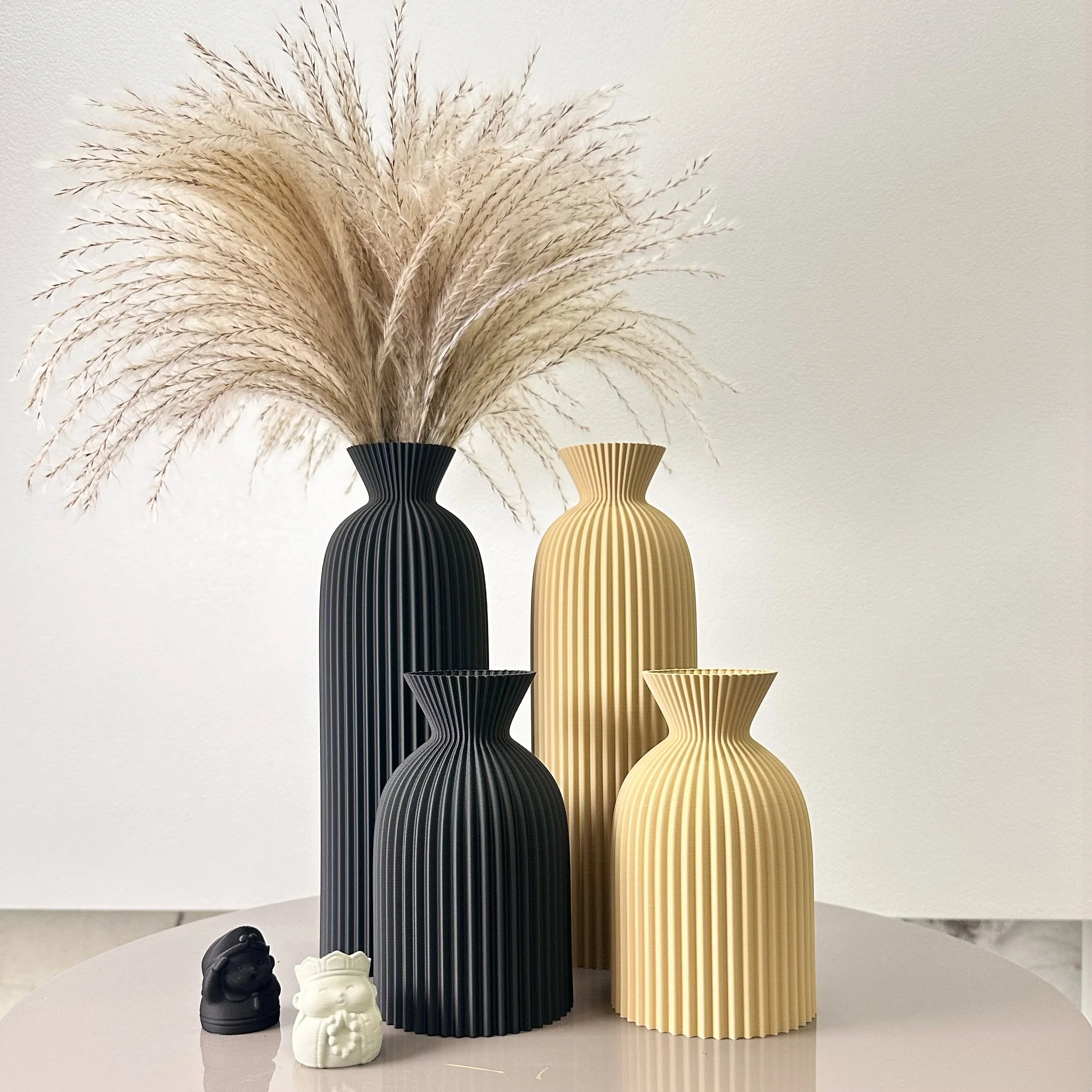 Wavy Pattern Vase Set of 2 – Dried Flower Tabletop Décor