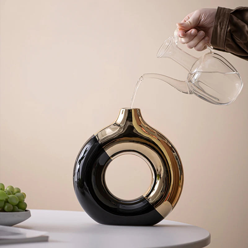 Luxury Ceramic Vase – Modern Gloss Finish, S/M/L