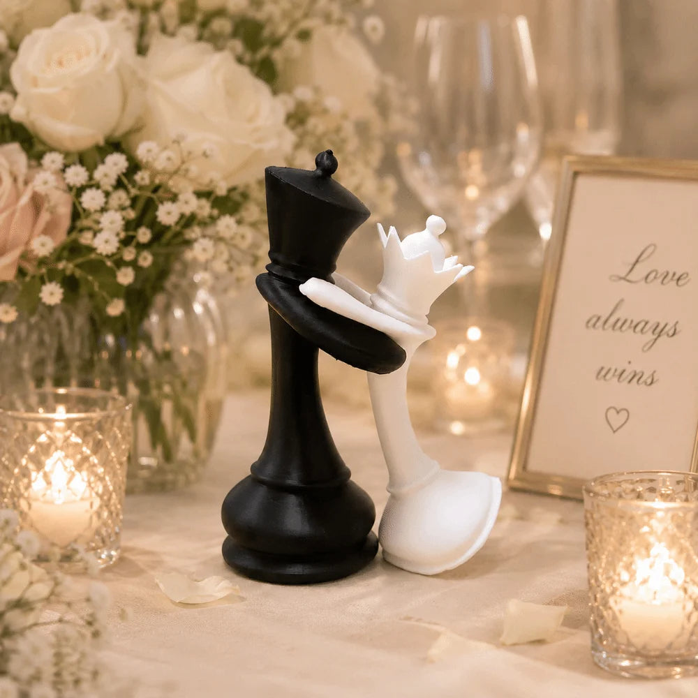 3D Printed Chess King & Queen Sculpture | Modern Desktop Décor