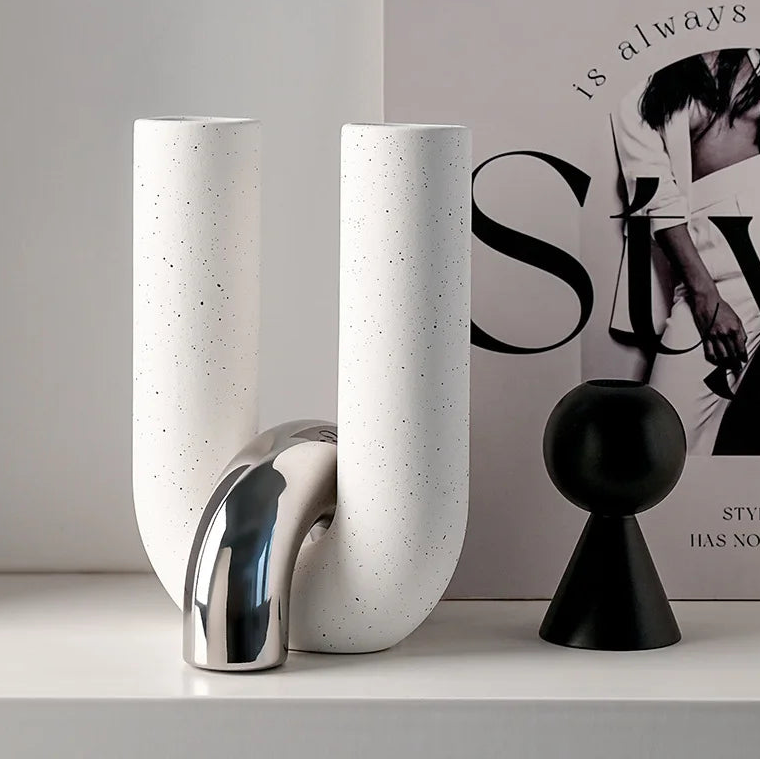 U-Shaped Ceramic Vase – Modern Tabletop Décor