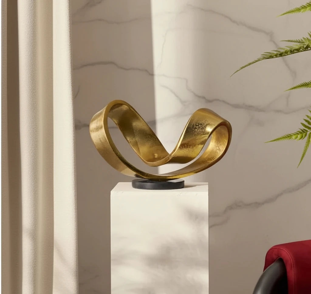 Abstract Geometric Resin Statue – Gold Desktop Art Sculpture