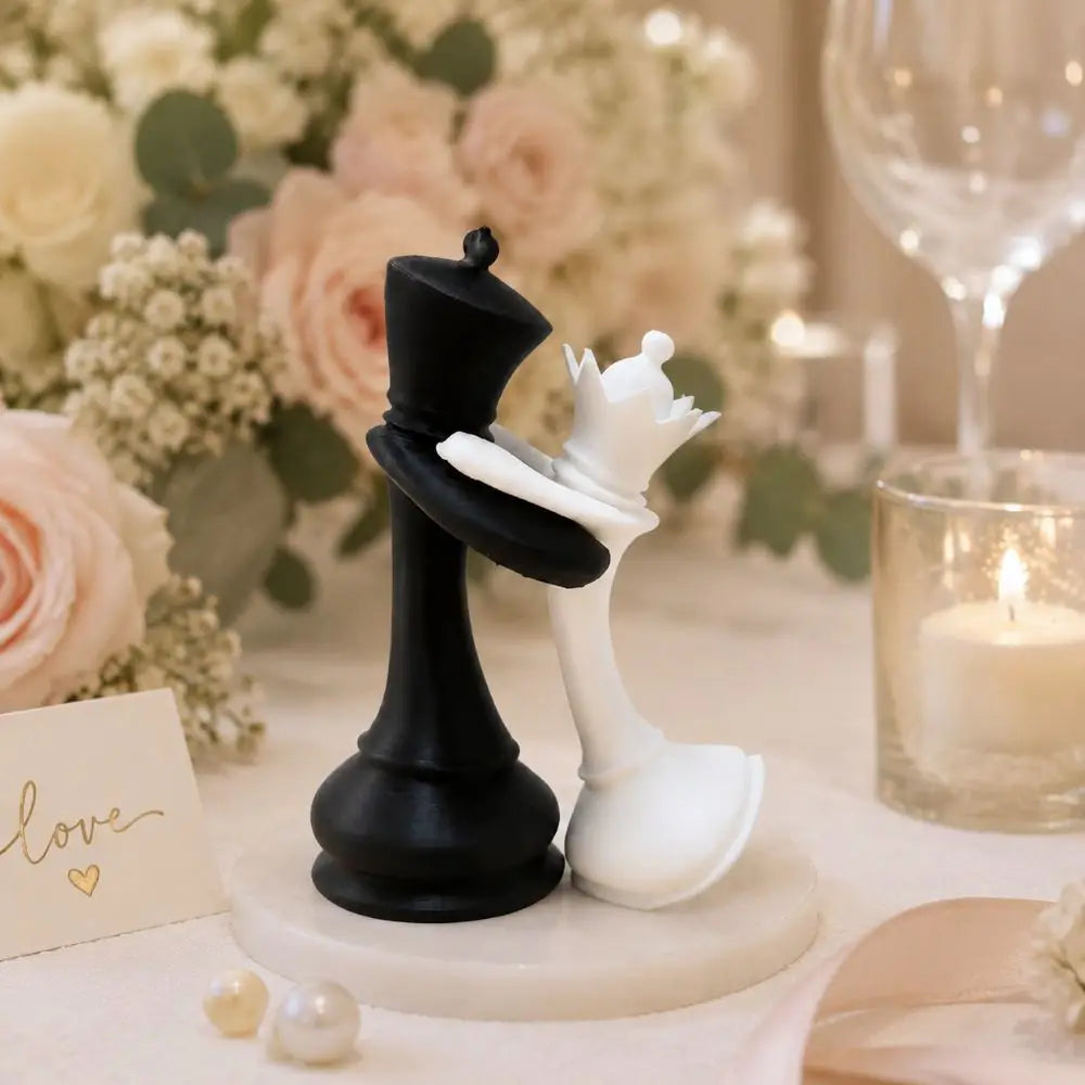 3D Printed Chess King & Queen Sculpture | Modern Desktop Décor